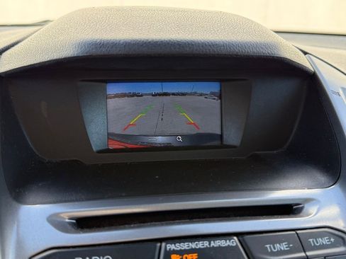 Used 2018 Ford Transit Connect XLT image 10