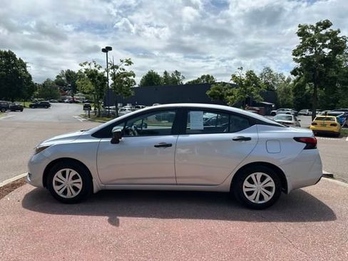 Used 2025 Nissan Versa S w/ Trunk Package image 2
