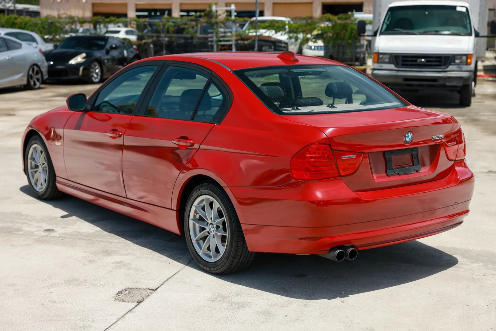 Used 2010 BMW 328i Sedan RWD image 4