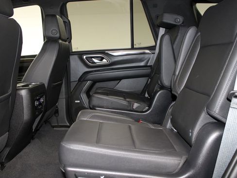 Used 2022 Chevrolet Tahoe Z71 image 25