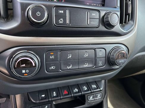 Used 2022 Chevrolet Colorado Z71 image 29