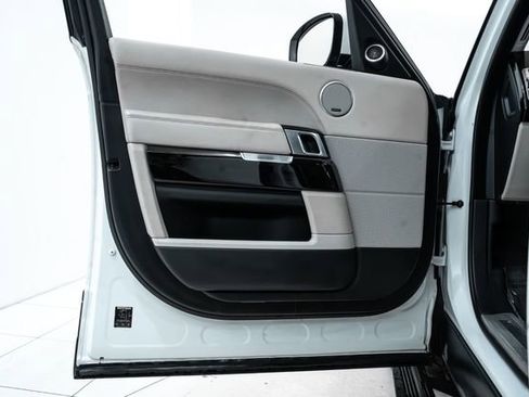 Used 2014 Land Rover Range Rover Supercharged image 13