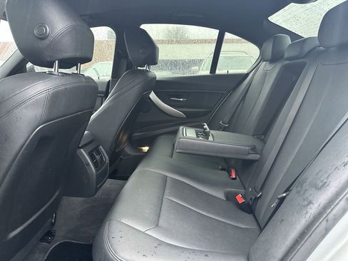 Used 2014 BMW 320i Sedan image 18