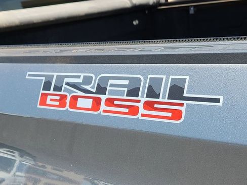 Certified 2023 Chevrolet Silverado 1500 LT Trail Boss w/ LPO, Dark Essentials Package AWD/4WD image 9