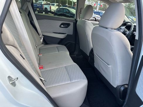 Used 2023 Nissan Rogue SV AWD/4WD image 15