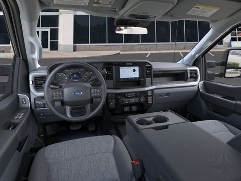 New 2026 Ford F350 XL w/ XL Off-Road Package AWD/4WD image 9