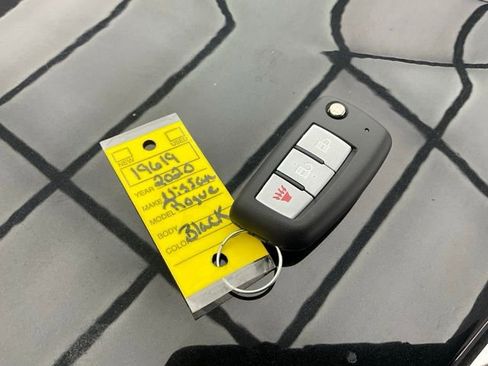 Used 2020 Nissan Rogue Sport S FWD image 30
