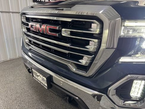 Used 2020 GMC Sierra 1500 SLT w/ SLT Premium Plus Package AWD/4WD image 31
