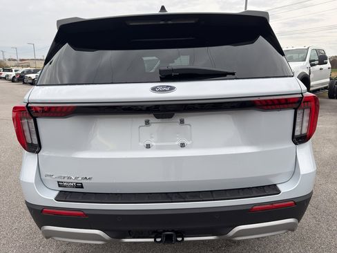 New 2026 Ford Explorer Platinum RWD image 6