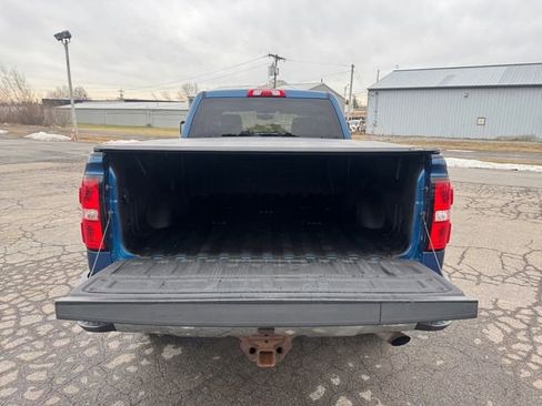 Used 2017 GMC Sierra 3500 SLE w/ HD SLE Preferred Plus Package image 19