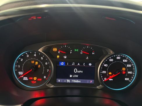 Used 2020 Chevrolet Traverse LT FWD image 19