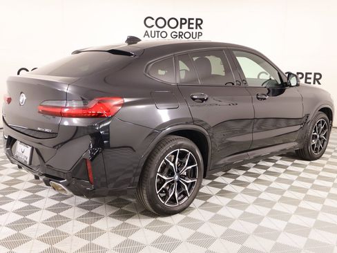 Used 2025 BMW X4 xDrive30i image 22