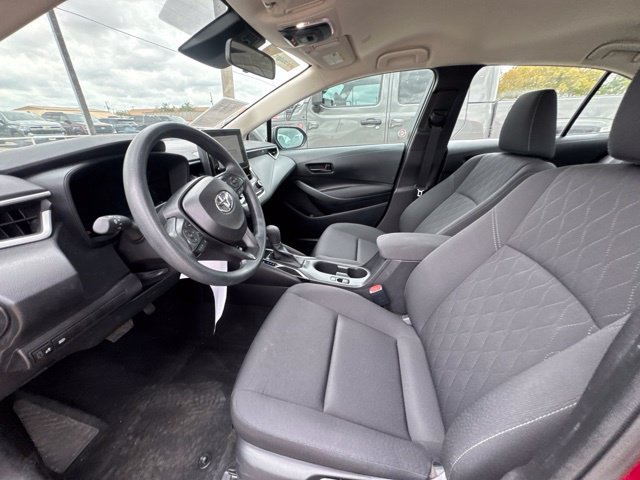 Used 2026 Toyota Corolla LE FWD image 2