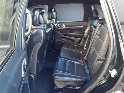 Used 2017 Jeep Grand Cherokee Limited image 12