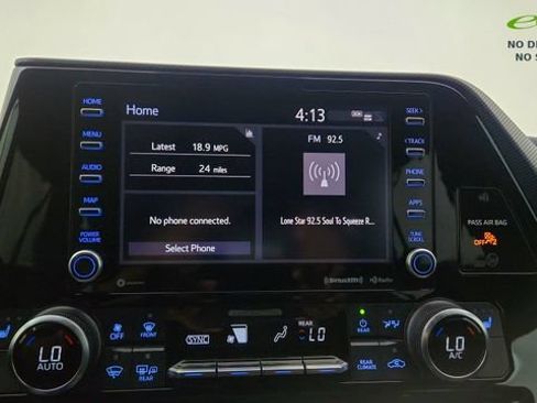 Used 2022 Toyota Highlander XSE AWD/4WD image 50