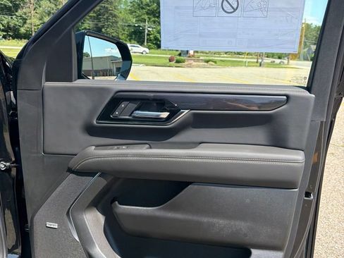 New 2026 GMC Yukon Elevation w/ Elevation Premium Package AWD/4WD image 24