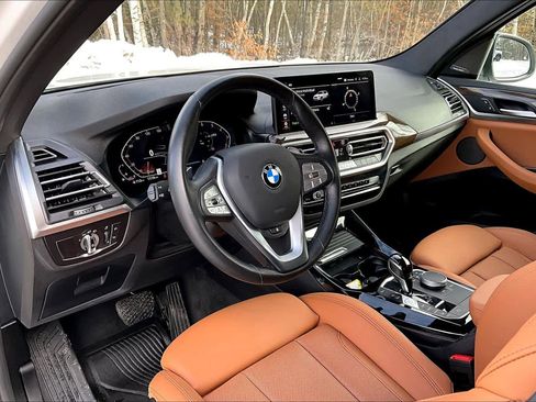 Used 2024 BMW X3 xDrive30i w/ Premium Package image 17