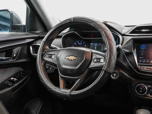 Used 2021 Chevrolet TrailBlazer LT w/ Convenience Package FWD image 15