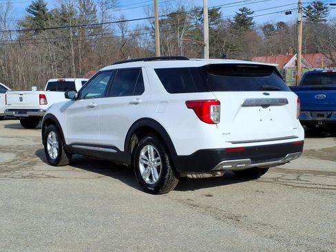 Used 2021 Ford Explorer XLT w/ Equipment Group 202A image 7