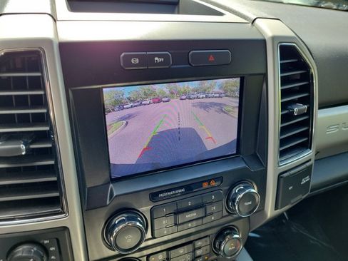 Used 2021 Ford F250 Lariat w/ Lariat Ultimate Package AWD/4WD image 29