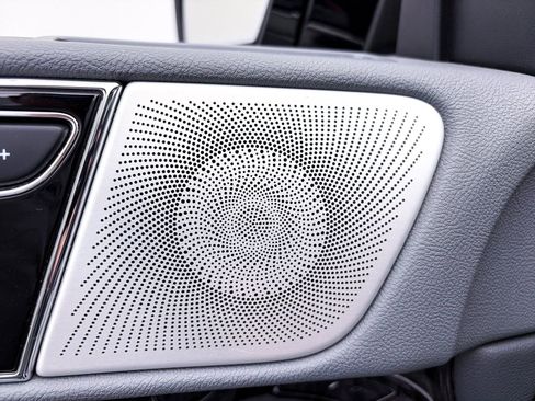 Used 2021 Lincoln Navigator Reserve w/ Luxury Package image 6