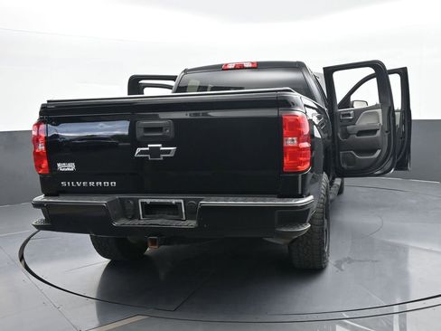 Used 2018 Chevrolet Silverado 1500 Custom w/ Custom Value Package image 60