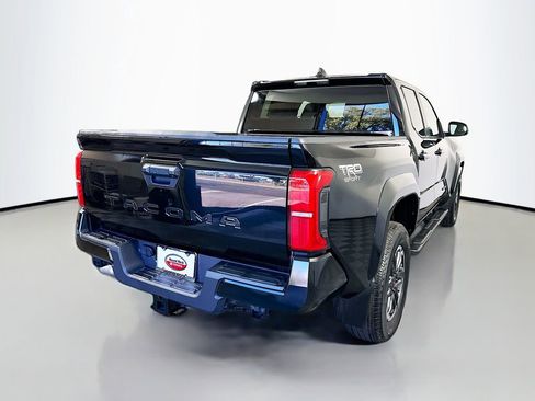 Used 2024 Toyota Tacoma TRD Sport image 5