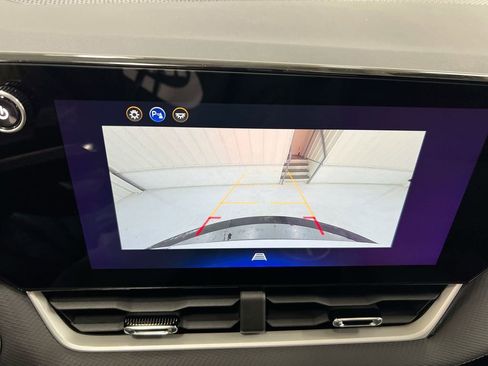 New 2026 Chevrolet Equinox LT image 16