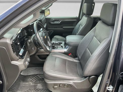 Used 2023 Chevrolet Silverado 1500 LTZ w/ LTZ Premium Package AWD/4WD image 10