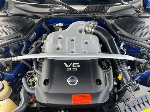 Used 2006 Nissan 350Z Touring RWD image 39