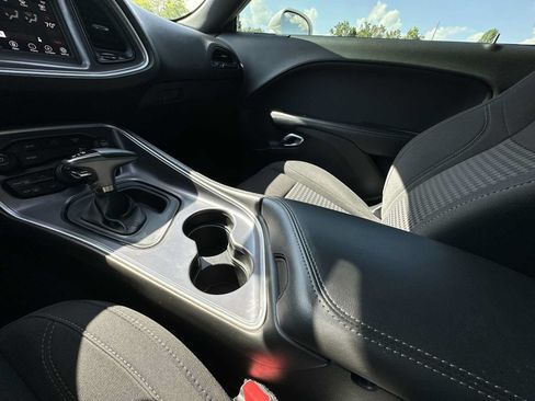 Used 2019 Dodge Challenger SXT RWD image 32