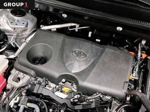 Used 2024 Toyota RAV4 LE image 33