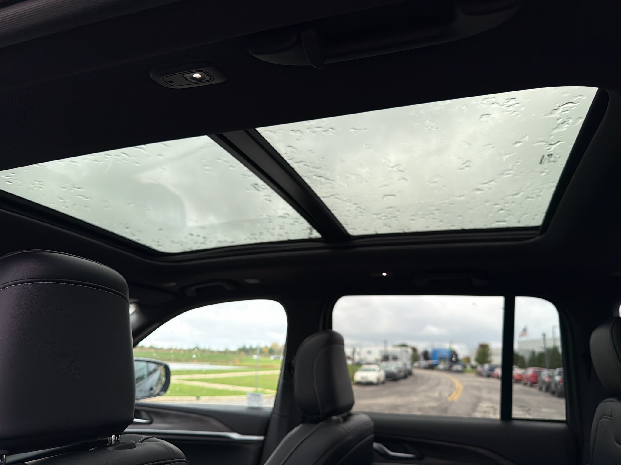 New 2027 Jeep Grand Cherokee Limited AWD/4WD image 37