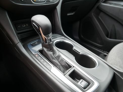 Used 2024 Chevrolet Equinox LT w/ LPO, Floor Liner Package image 24