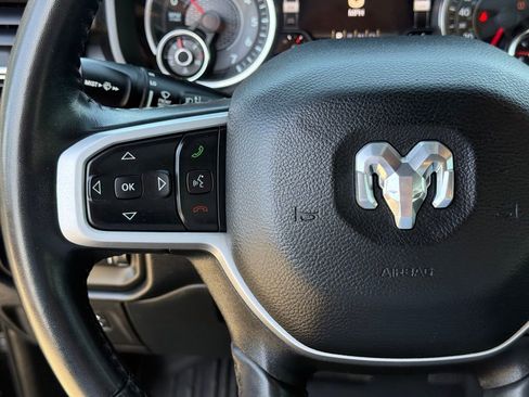 Used 2022 RAM 1500 Big Horn AWD/4WD image 15