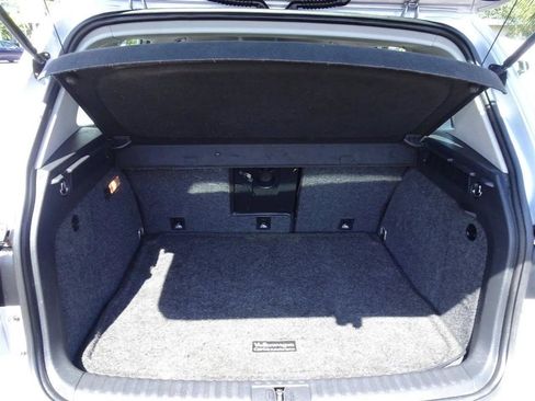 Used 2017 Volkswagen Tiguan S image 22