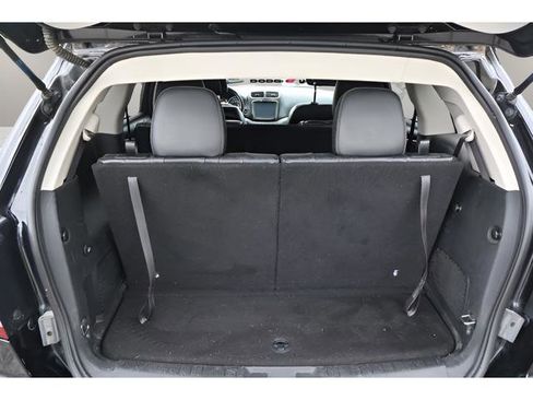 Used 2020 Dodge Journey Crossroad FWD image 25