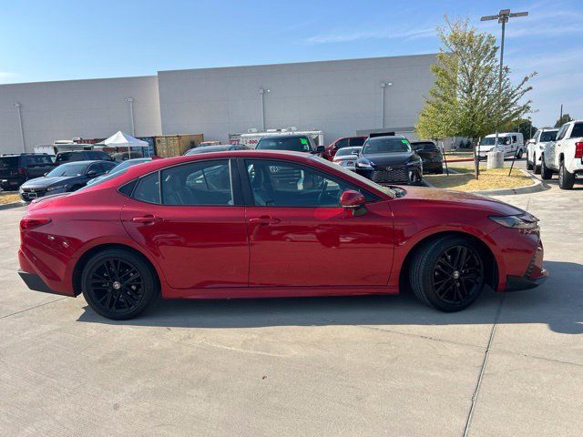 Used 2025 Toyota Camry SE FWD image 2