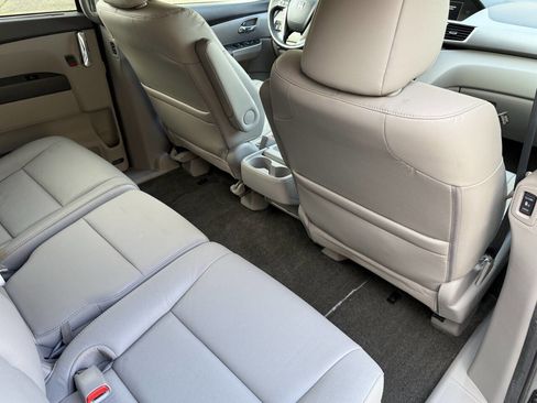 Used 2016 Honda Odyssey EX-L image 74