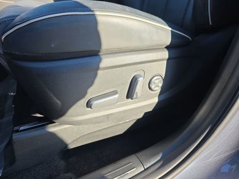 Used 2024 Hyundai Palisade SEL w/ Premium Package image 46