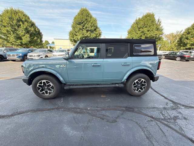 Used 2023 Ford Bronco Outer Banks AWD/4WD image 4