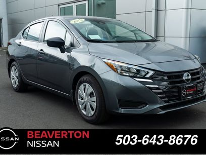 New 2025 Nissan Versa S w/ Trunk Package