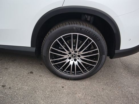 New 2026 Mercedes-Benz GLC 300 4MATIC image 9