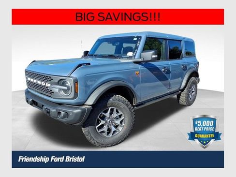 New 2025 Ford Bronco Badlands image 1