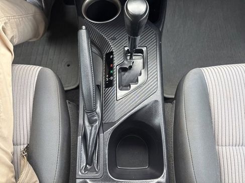 Used 2015 Toyota RAV4 LE image 24