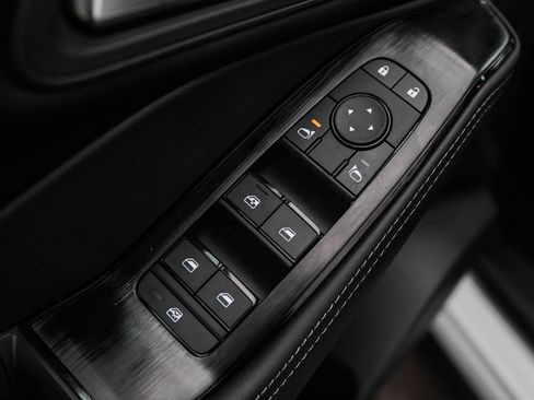 New 2026 Nissan Rogue SV AWD/4WD image 17