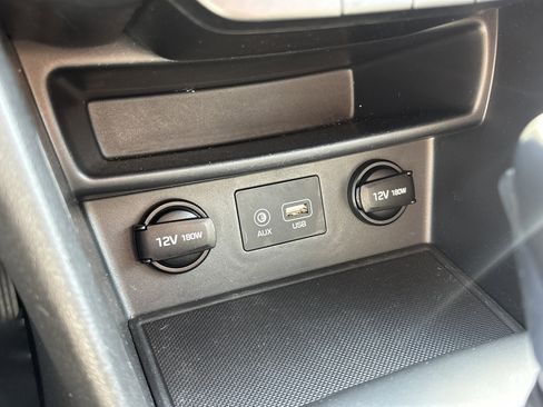 Used 2018 Hyundai Kona SEL image 26