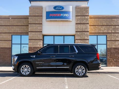 Used 2025 GMC Yukon Denali image 9