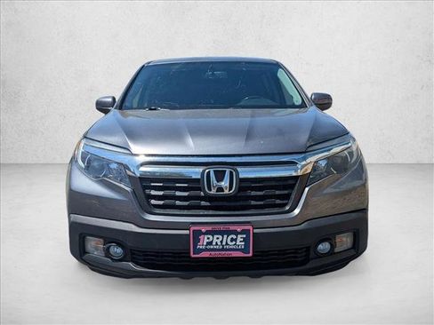 Used 2017 Honda Ridgeline RTL-T image 2
