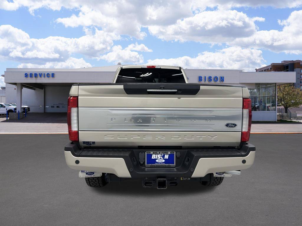 Used 2017 Ford F350 Platinum w/ FX4 Off-Road Package AWD/4WD image 4